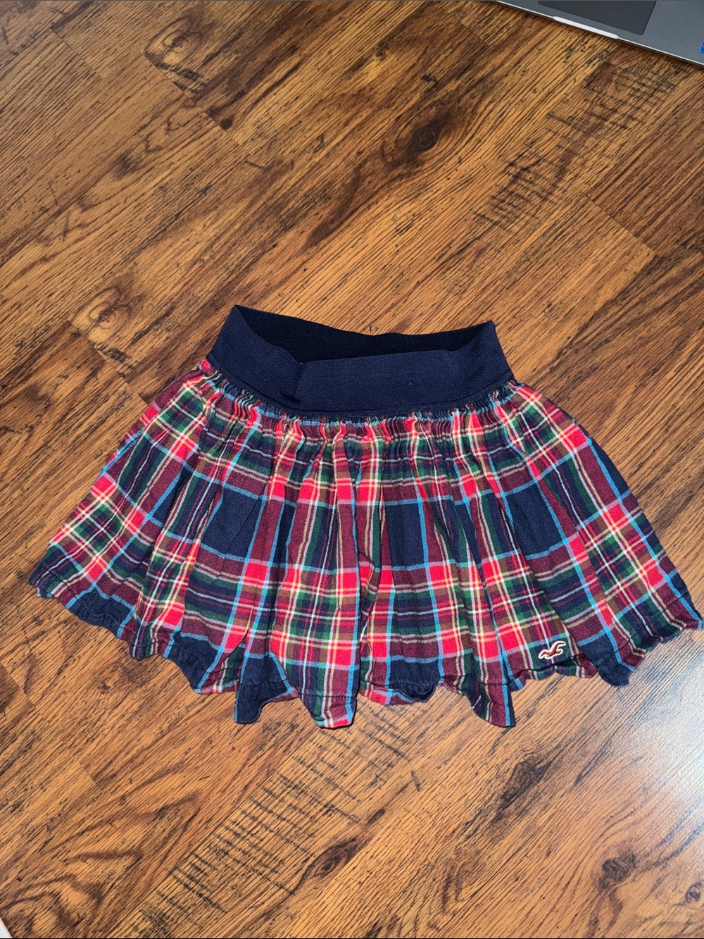 Hollister Red and Navy Plaid Flared Girls Skirt 17.1T